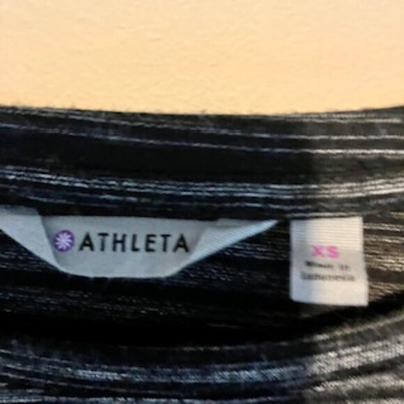 Athleta Avenues dress black loose fit top , fitted skirt size XS - Picture 3 of 5